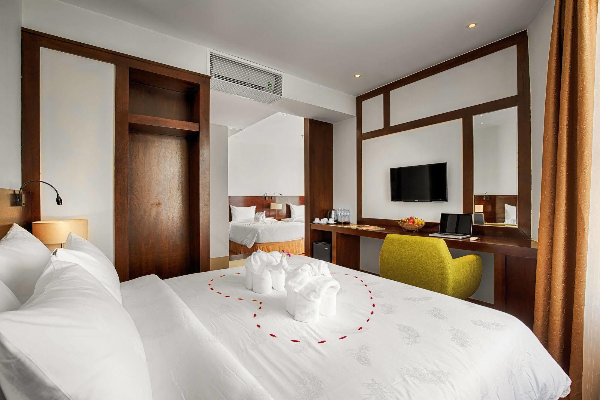 Sofia Suite Hotel Danang Luaran gambar